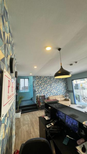 PHP BOUTIQUE TOWNHOUSE